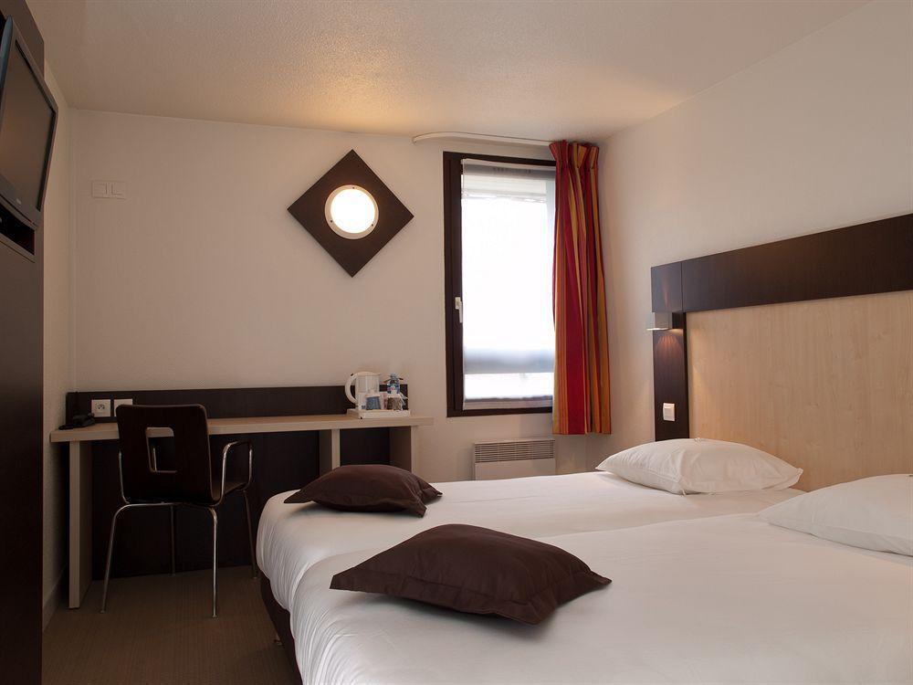 Kyriad Rouen Nord - Mont Saint Aignan מראה חיצוני תמונה